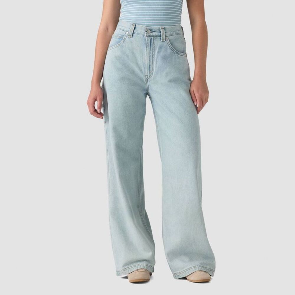 Levi's Women's Cinch Baggy Jeans Light Blue Denim 26